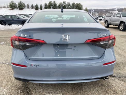 Used 2023 Honda Civic Sport image 4