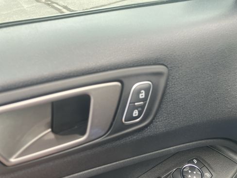 Used 2020 Ford EcoSport SE w/ SE Convenience Package FWD image 15