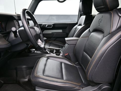 Used 2024 Ford Bronco Badlands w/ Sasquatch Package image 10