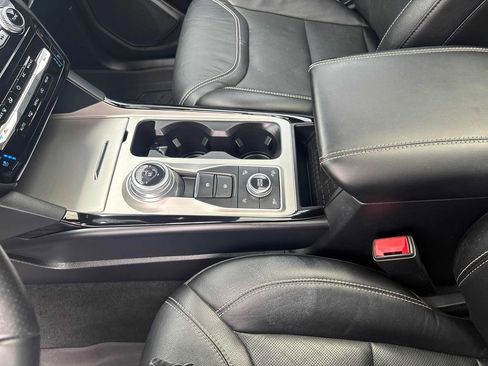 Used 2022 Ford Explorer ST w/ Equipment Group 401A AWD/4WD image 19