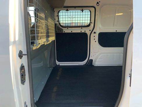 Used 2020 Nissan NV200 SV w/ Sliding Glass Door Package image 24