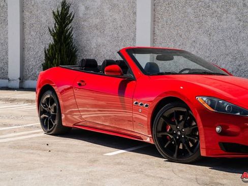 Used 2012 Maserati GranTurismo Sport image 37