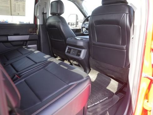 Used 2024 Ford F250 Lariat w/ Lariat Ultimate Package image 15