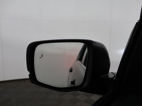 Used 2023 Honda Pilot Elite image 43