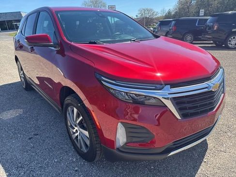 Used 2023 Chevrolet Equinox LT AWD/4WD image 3