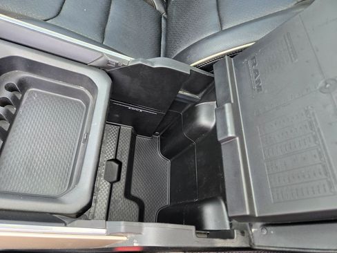 Used 2022 RAM 1500 Laramie image 41