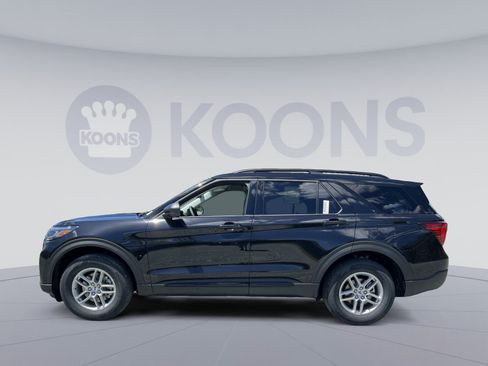 New 2026 Ford Explorer Active AWD/4WD image 2