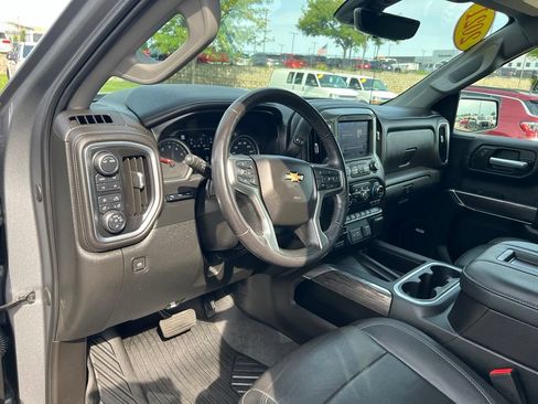 Used 2021 Chevrolet Silverado 1500 LTZ w/ LTZ Premium Package AWD/4WD image 18