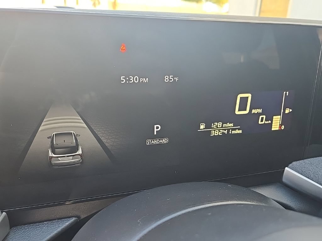 Used 2025 Nissan Kicks SV AWD/4WD image 17