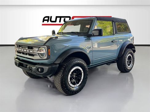 Used 2023 Ford Bronco Badlands w/ Sasquatch Package image 3