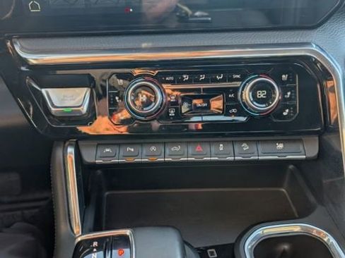 Used 2024 GMC Sierra 1500 Denali w/ Technology Package image 44