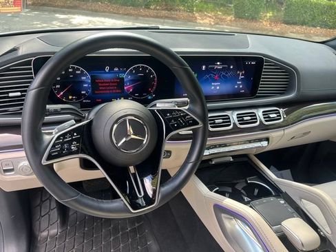 Used 2024 Mercedes-Benz GLE 350 4MATIC image 6