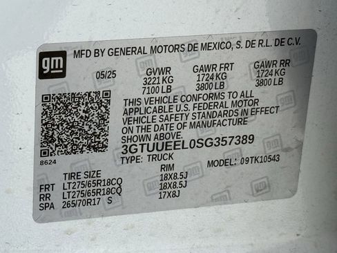 Certified 2025 GMC Sierra 1500 AT4 image 26