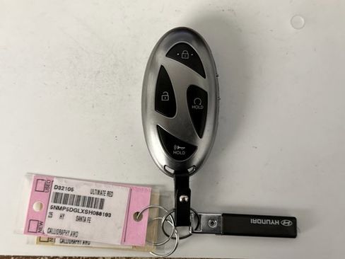 Used 2025 Hyundai Santa Fe Calligraphy image 23