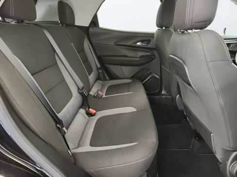 Used 2025 Chevrolet TrailBlazer LT AWD/4WD image 24