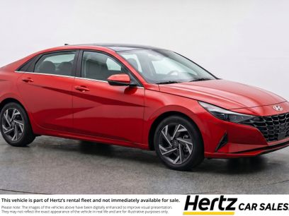 Used 2025 Hyundai Elantra SEL