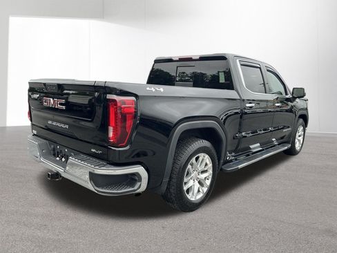 Used 2021 GMC Sierra 1500 SLT w/ SLT Premium Plus Package AWD/4WD image 3
