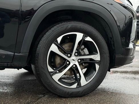 Used 2024 Chevrolet Trax RS image 38