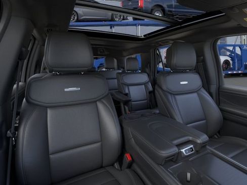 New 2026 Ford Expedition Platinum image 10