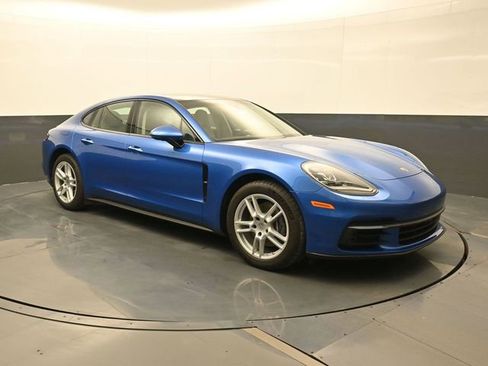 Certified 2017 Porsche Panamera 4 AWD/4WD image 24