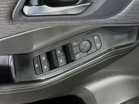 Certified 2023 Nissan Rogue SV FWD image 15