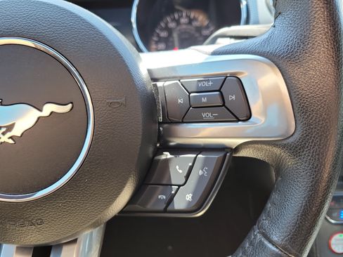 Used 2016 Ford Mustang GT Premium RWD image 29