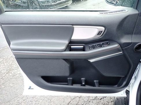 Certified 2025 Ford Expedition Active AWD/4WD image 23