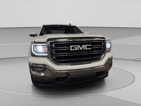 Used 2018 GMC Sierra 1500 SLE w/ SLE Value Package AWD/4WD image 44