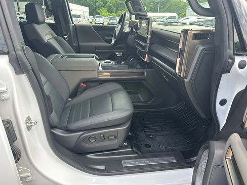 Used 2024 GMC Hummer EV 2X AWD/4WD image 13
