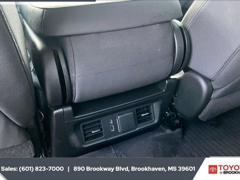 Used 2023 Chevrolet Silverado 1500 LT Trail Boss w/ Protection Package image 22