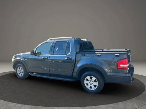 Used 2010 Ford Explorer Sport Trac XLT image 7