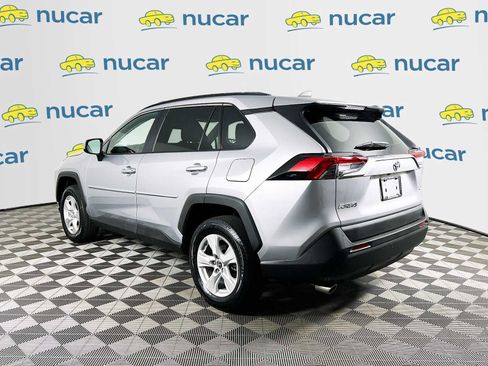 Used 2021 Toyota RAV4 XLE w/ Convenience Package AWD/4WD image 5