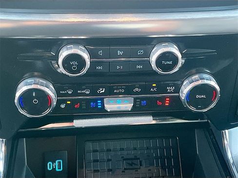 Used 2023 Ford F150 Lariat w/ Equipment Group 502A High image 16