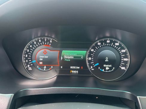 Used 2016 Ford Explorer Platinum image 28