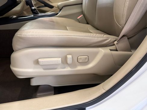 Used 2018 Acura RDX w/ Technology Package AWD/4WD image 23