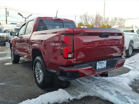 Used 2024 Chevrolet Colorado LT w/ LT Convenience Package III image 4