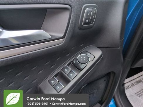 Used 2020 Ford Escape SEL AWD/4WD image 11