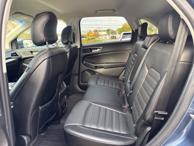 Used 2018 Ford Edge SEL w/ Equipment Group 201A AWD/4WD image 11