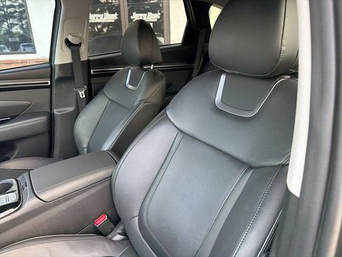 Used 2023 Hyundai Tucson Limited w/ Cargo Package image 3