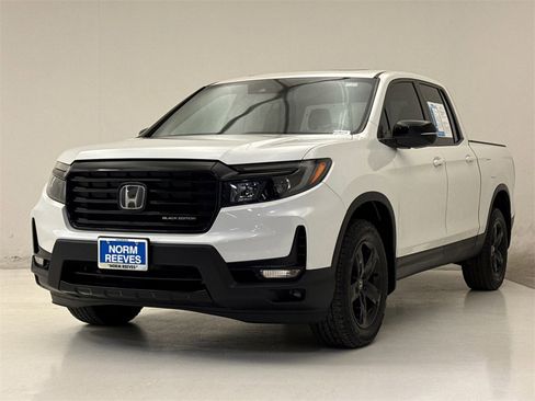 Certified 2022 Honda Ridgeline Black Edition image 2