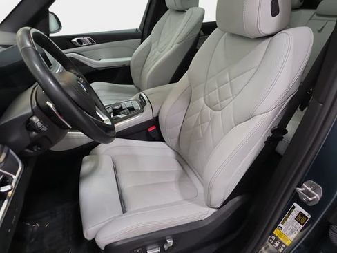 Certified 2024 BMW X5 xDrive40i w/ Premium Package AWD/4WD image 11