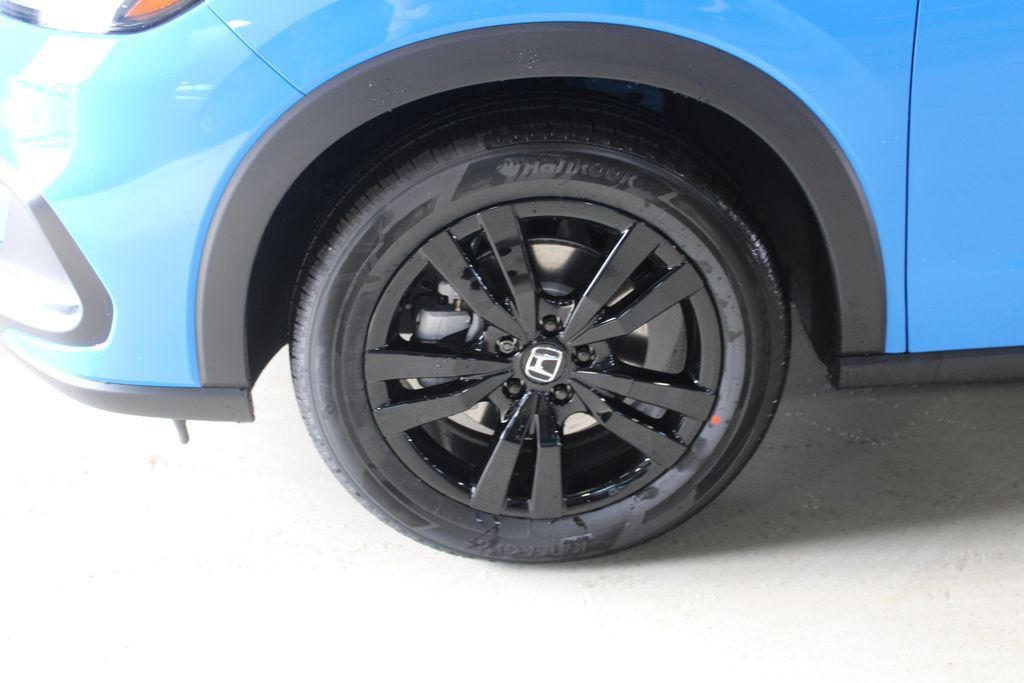 New 2027 Honda HR-V Sport image 4
