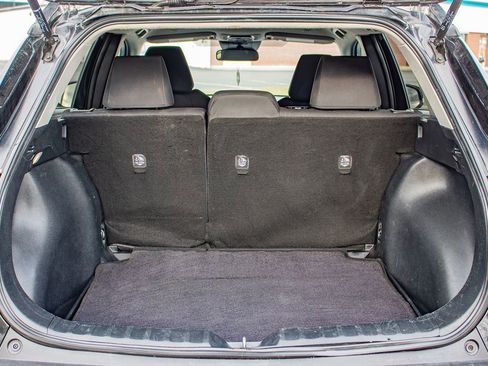 Used 2023 Toyota Corolla Cross LE image 17