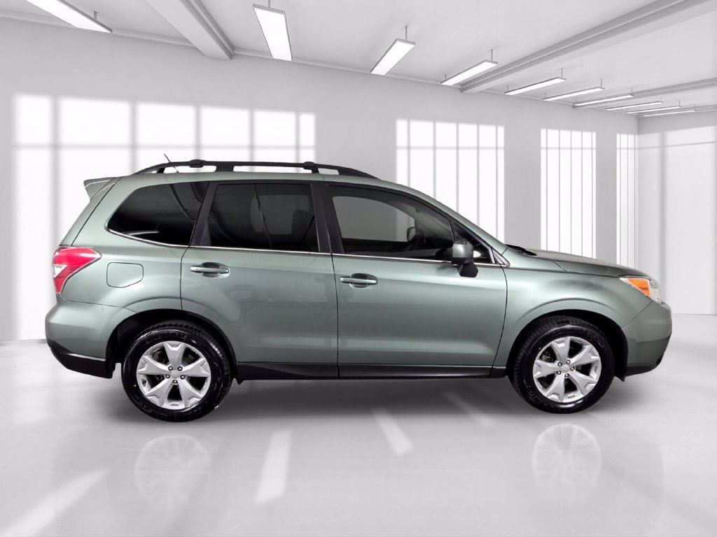 Used 2015 Subaru Forester 2.5i Limited w/ Popular Package #2 AWD/4WD image 9