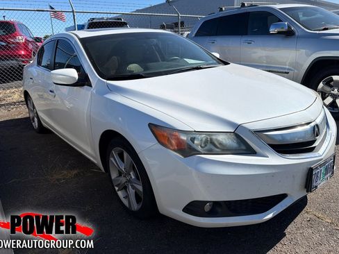 Used 2015 Acura ILX w/ Technology Package FWD image 1