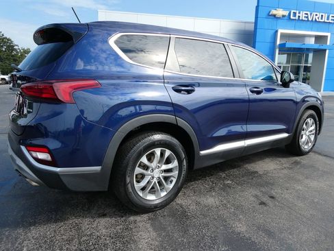 Used 2019 Hyundai Santa Fe SE AWD/4WD image 5