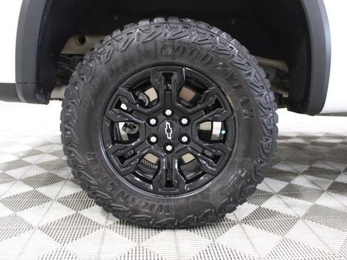 Used 2024 Chevrolet Silverado 1500 ZR2 AWD/4WD image 47