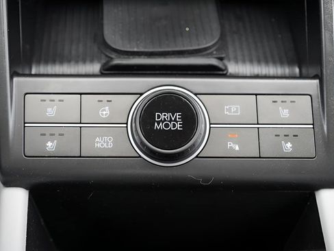 Certified 2024 Hyundai Kona Limited FWD image 31