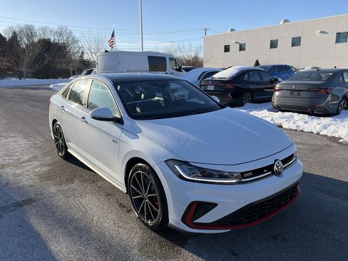 New 2026 Volkswagen Jetta GLI Autobahn image 3