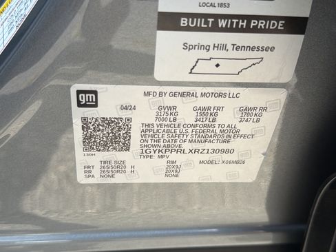 Certified 2024 Cadillac Lyriq Luxury AWD/4WD image 32